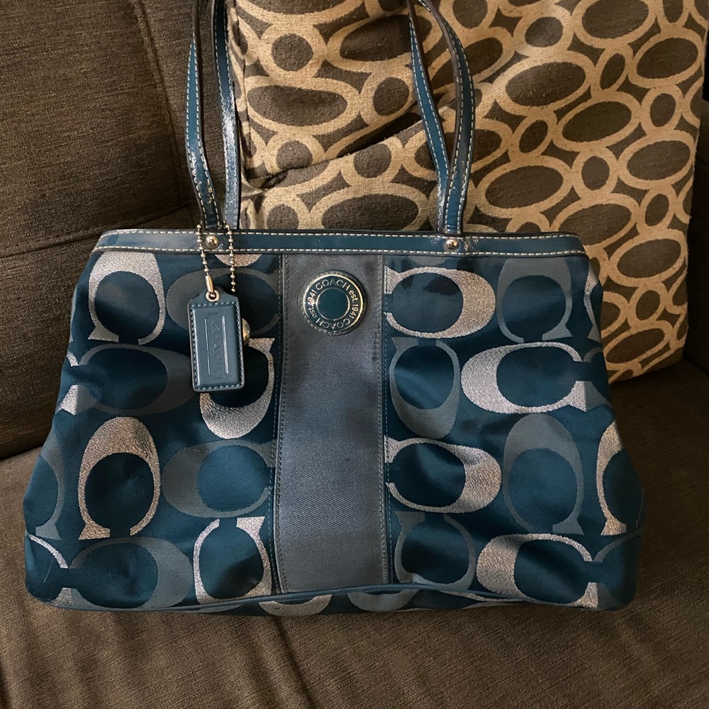 Coach shoulder bag